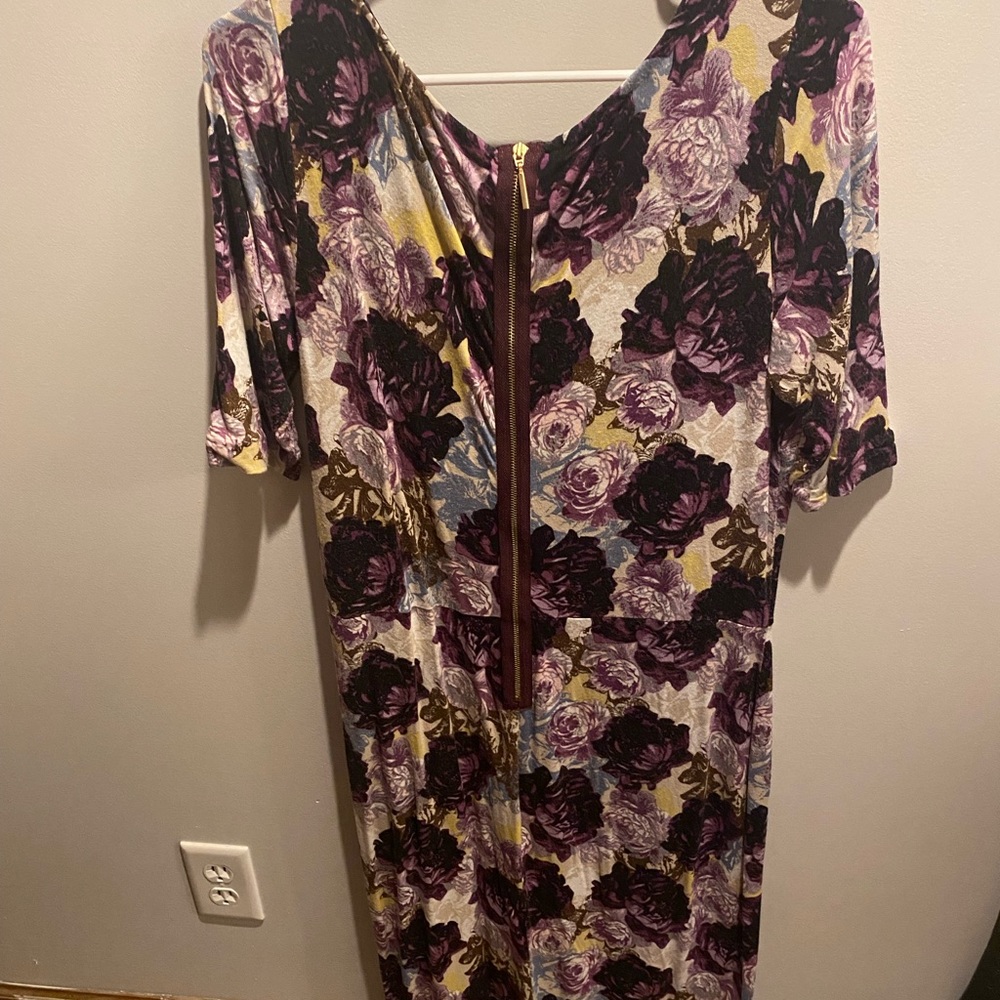 GILI midi dress, purple floral, size M